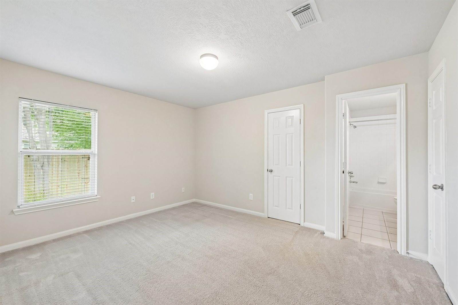 4918 Dwarf Honey Suckle Court, Houston, TX 77084