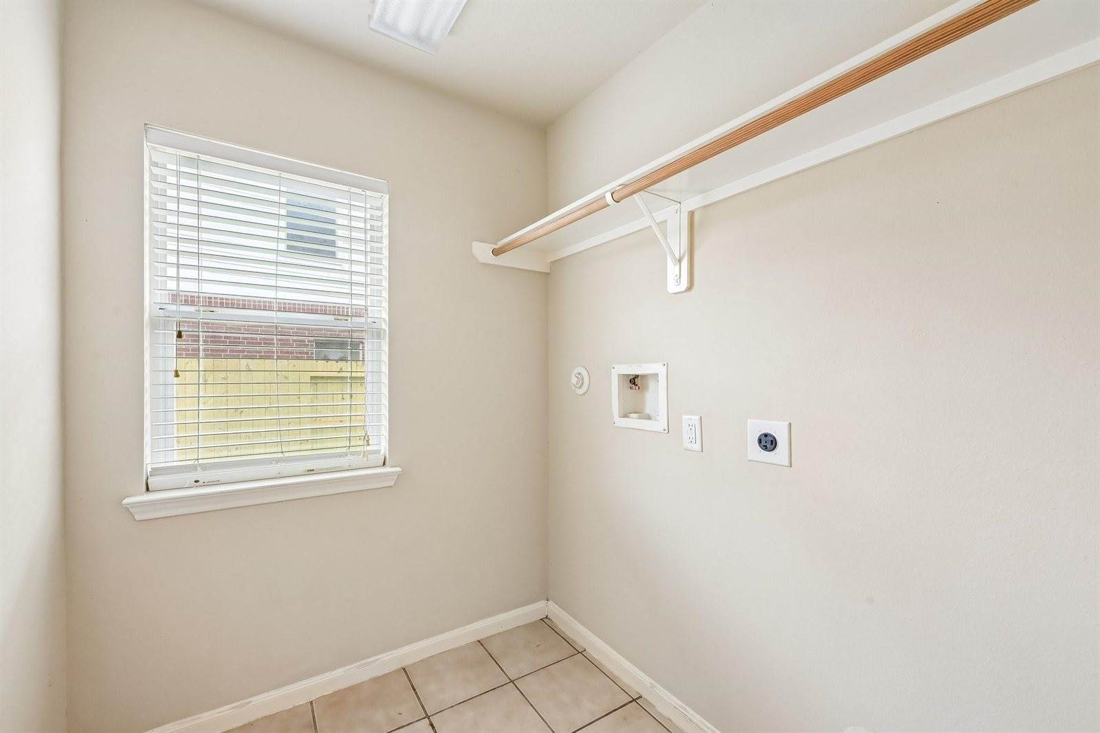 4918 Dwarf Honey Suckle Court, Houston, TX 77084
