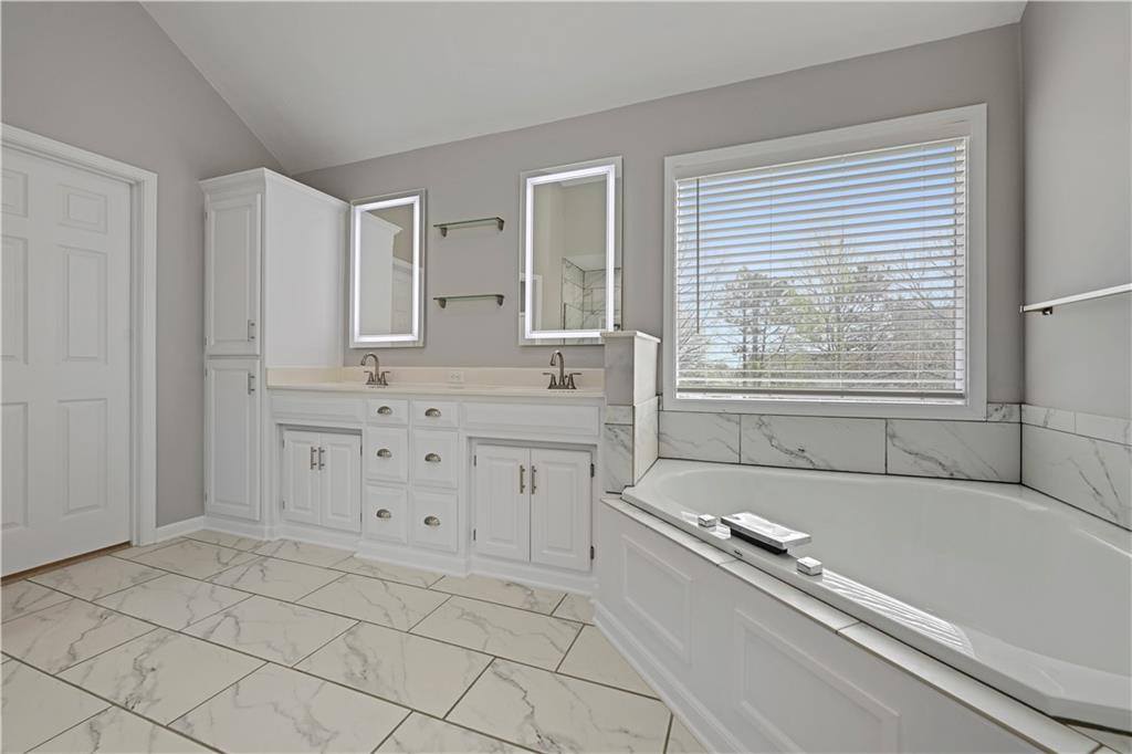 10468 West 131st Street, Overland Park, KS 66213