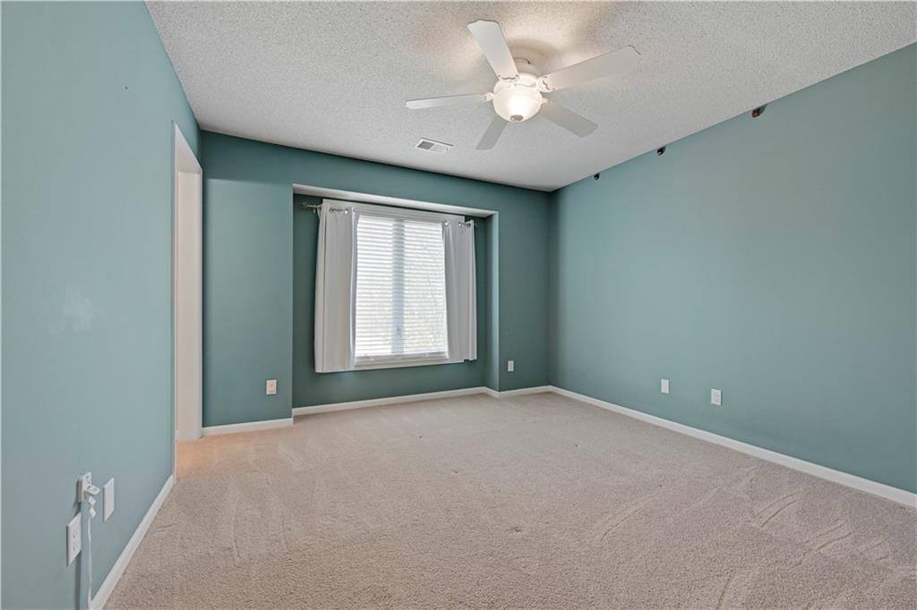 10468 West 131st Street, Overland Park, KS 66213