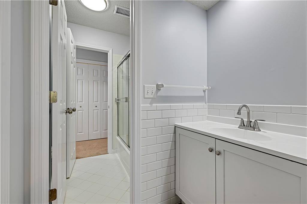 10468 West 131st Street, Overland Park, KS 66213