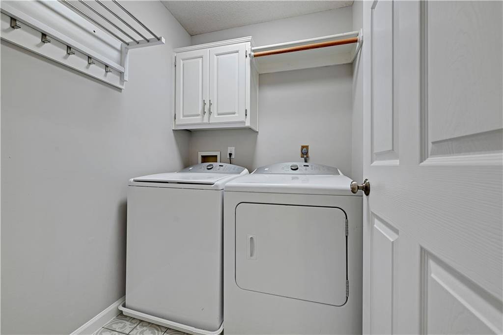 10468 West 131st Street, Overland Park, KS 66213