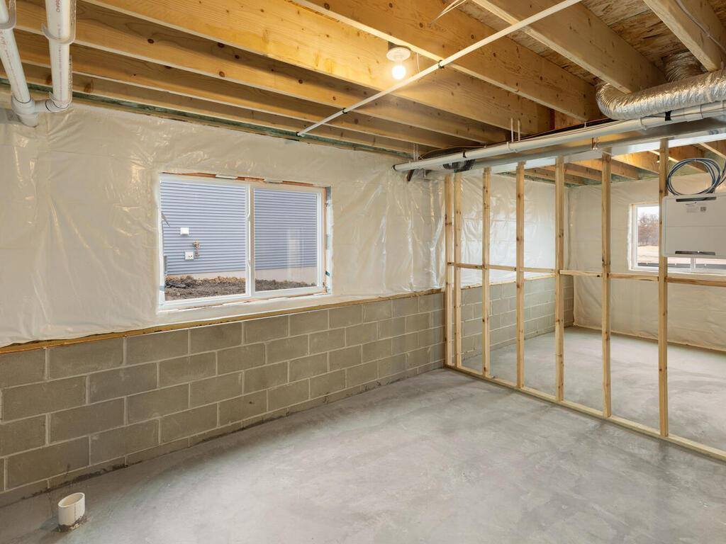 37537 Greenway Avenue, North Branch, MN 55056