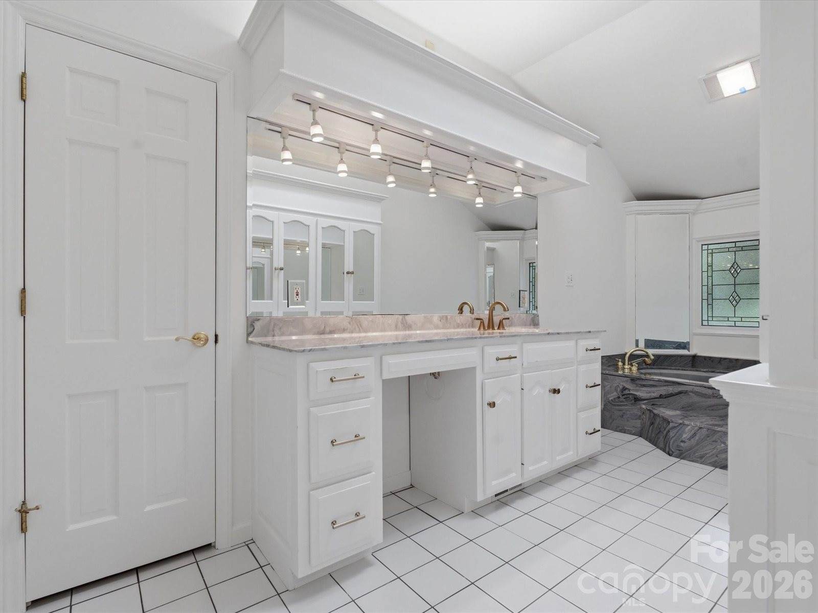 3713 Eaglebrook Drive, Gastonia, NC 28056