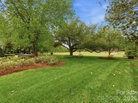 3713 Eaglebrook Drive, Gastonia, NC 28056