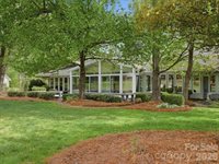 3713 Eaglebrook Drive, Gastonia, NC 28056