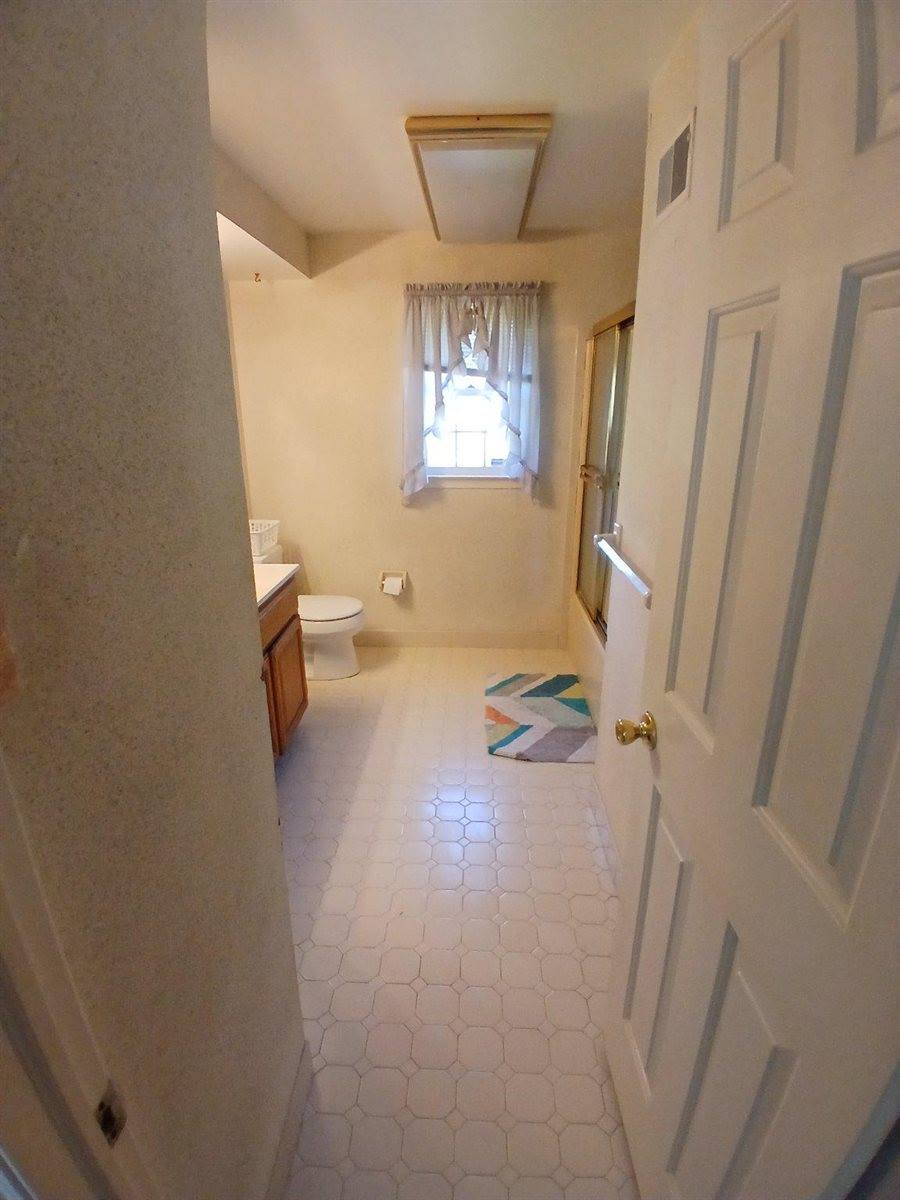 36 Evergreen Avenue, Broomall, PA 19008