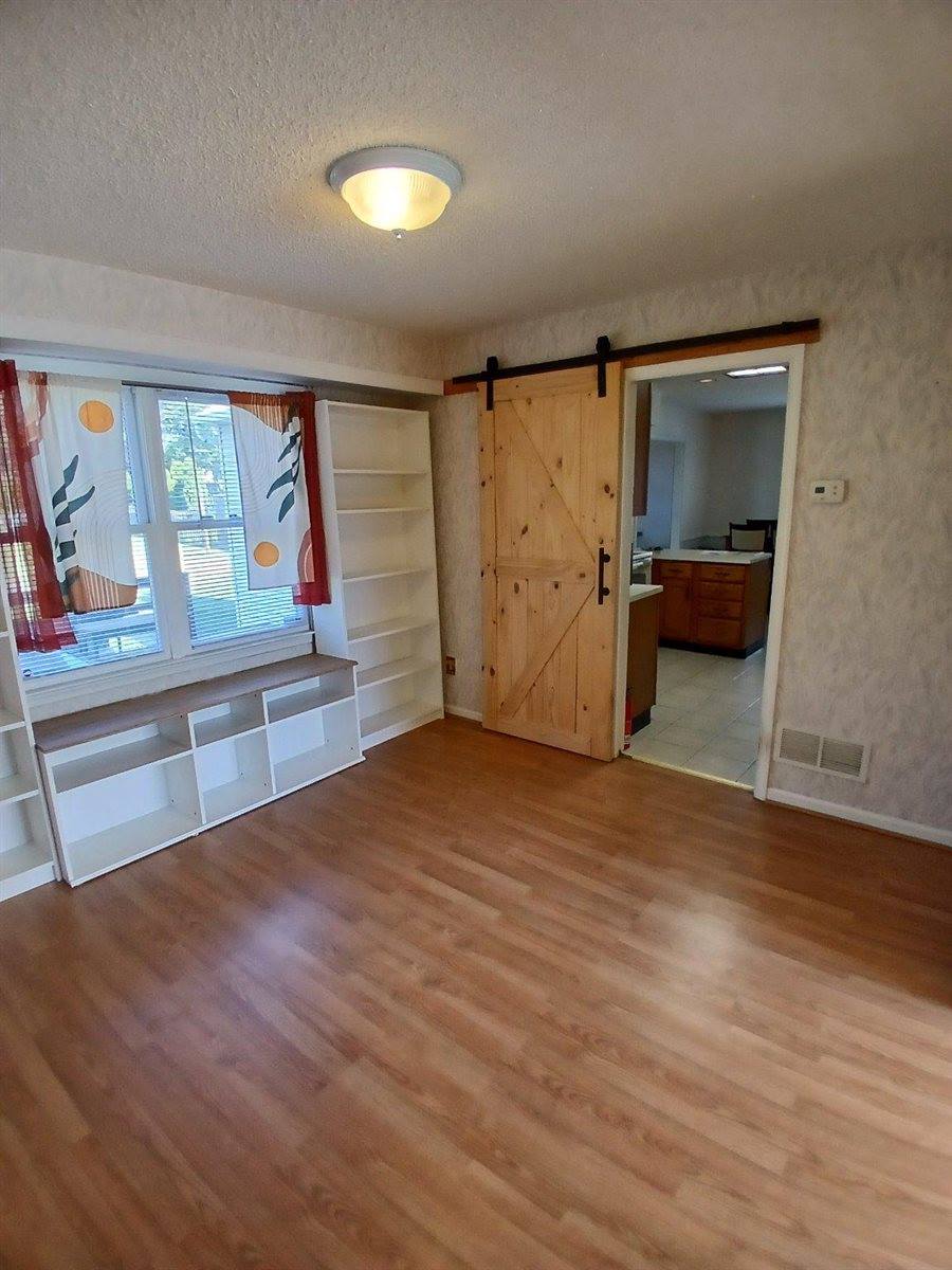 36 Evergreen Avenue, Broomall, PA 19008