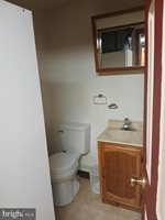 36 Evergreen Avenue, Broomall, PA 19008