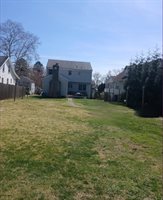 36 Evergreen Avenue, Broomall, PA 19008