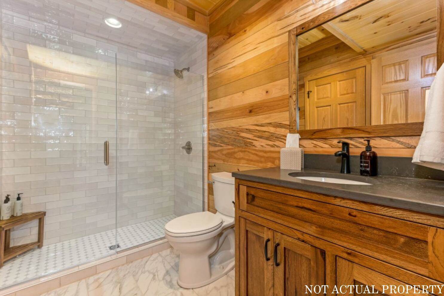 18573 Huggins Road, Logan, OH 43138
