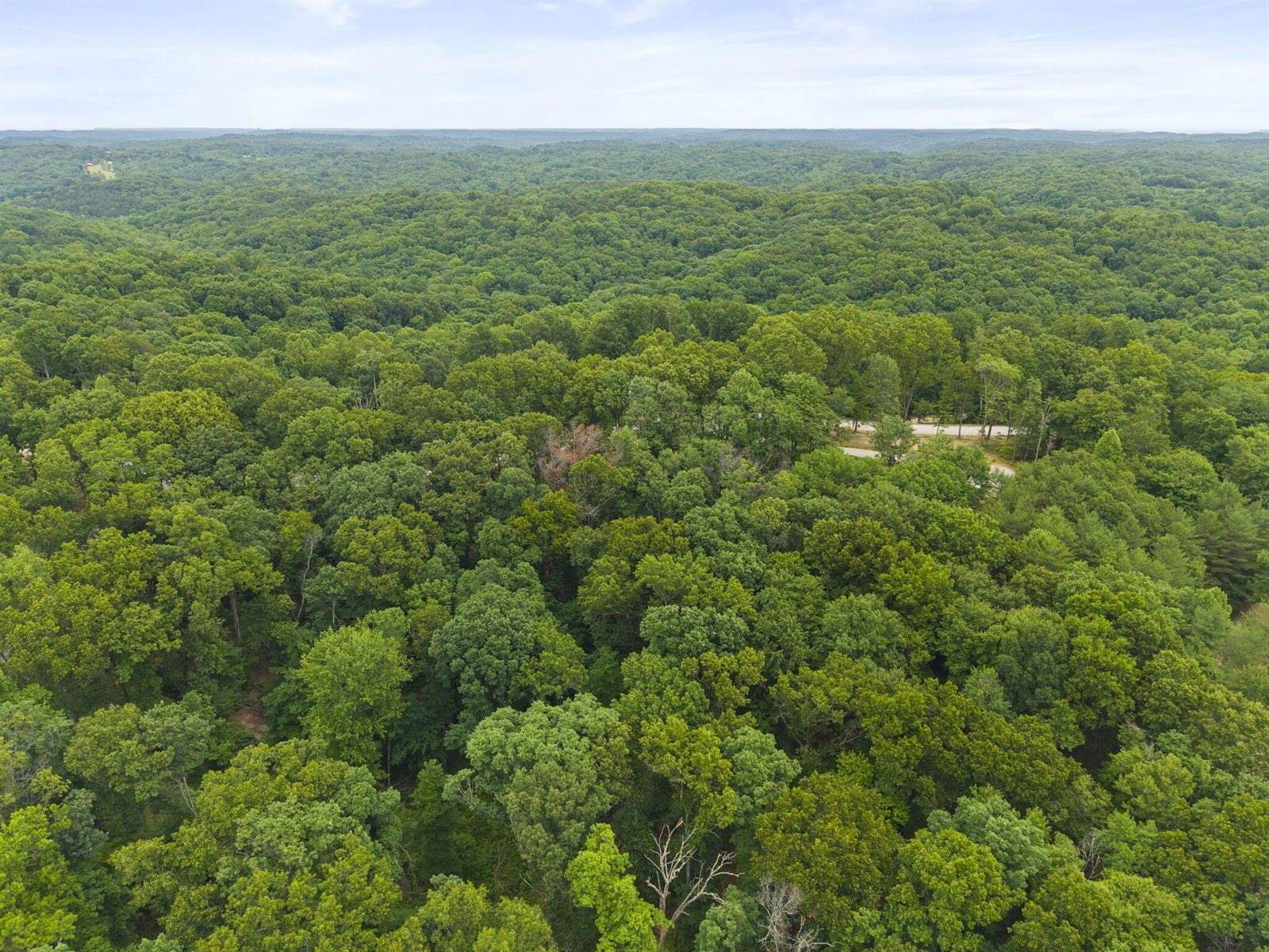 18573 Huggins Road, Logan, OH 43138