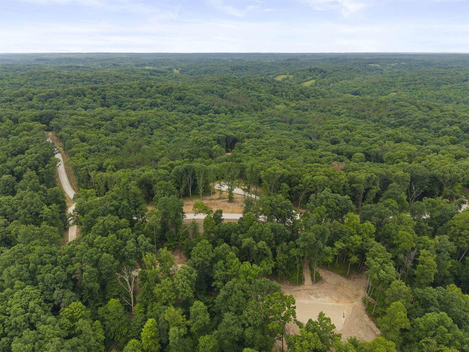 18573 Huggins Road, Logan, OH 43138