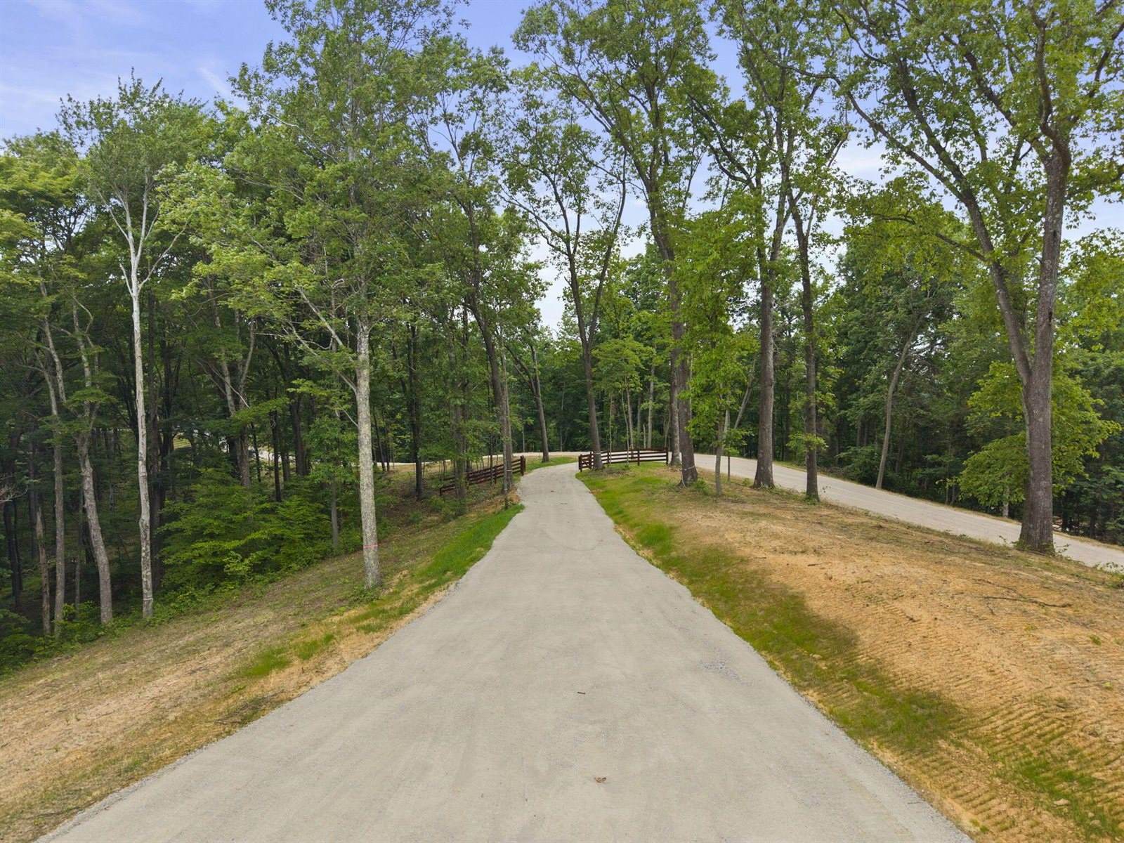 18573 Huggins Road, Logan, OH 43138