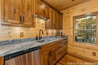 18573 Huggins Road, Logan, OH 43138