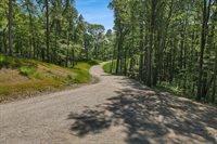 18573 Huggins Road, Logan, OH 43138