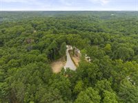 18573 Huggins Road, Logan, OH 43138