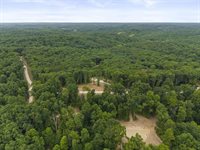 18573 Huggins Road, Logan, OH 43138