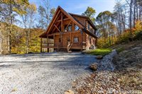 18573 Huggins Road, Logan, OH 43138