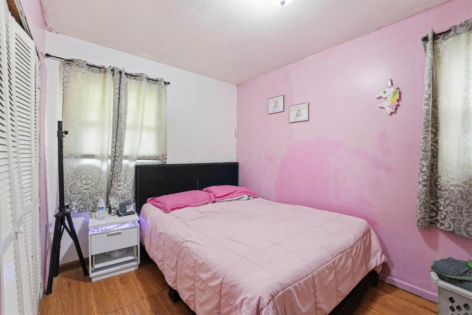 1057 South Hampton Road, Columbus, OH 43227