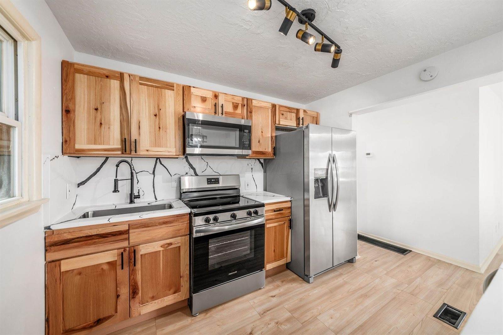 3285 Towers Court South, Columbus, OH 43227