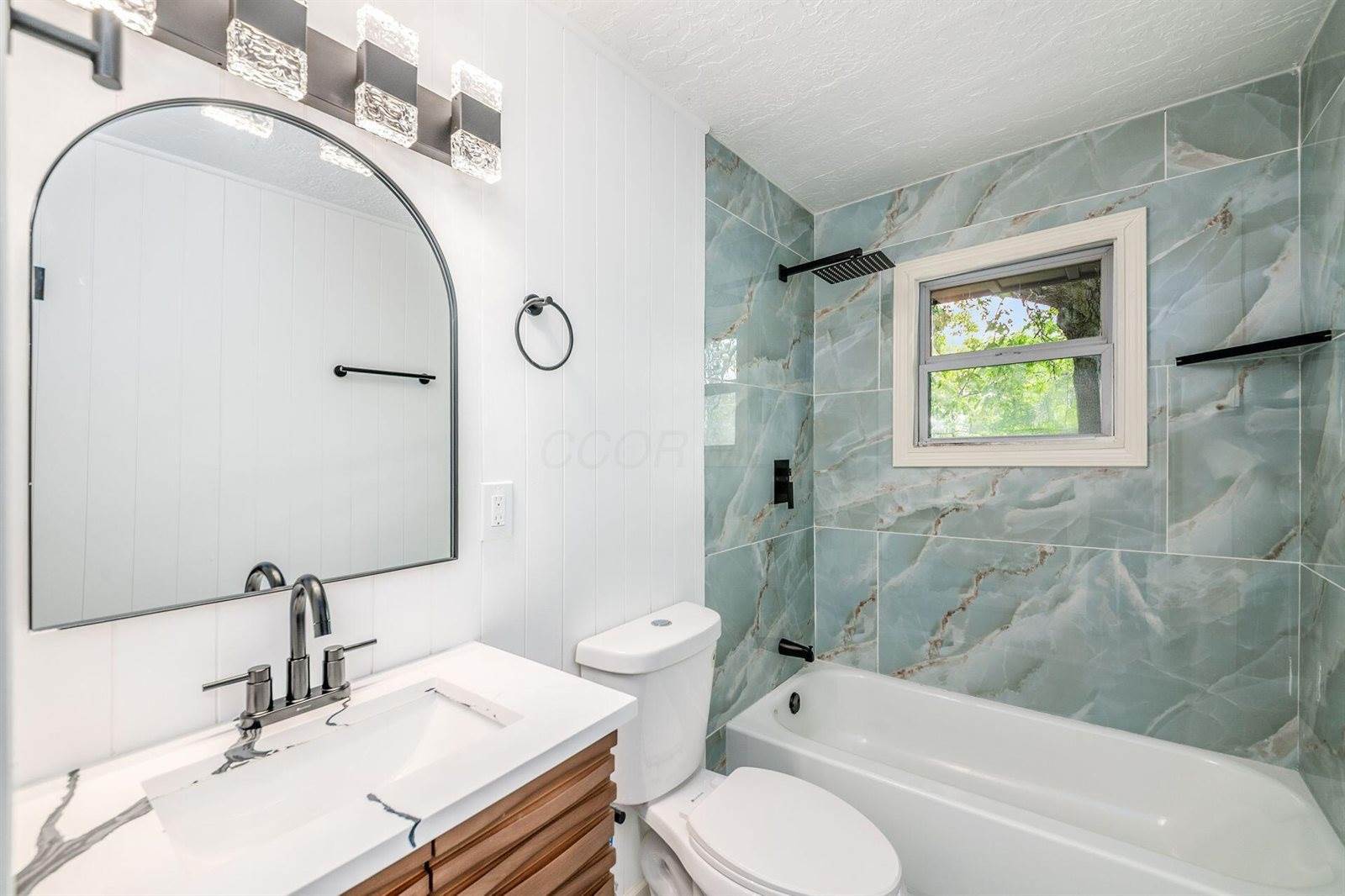 3285 Towers Court South, Columbus, OH 43227