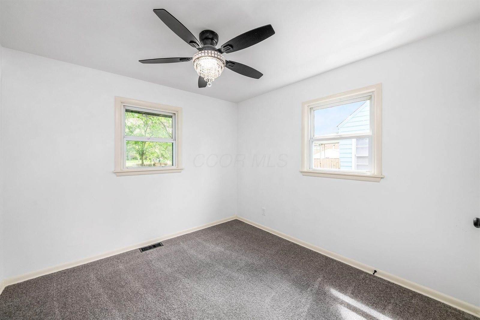 3285 Towers Court South, Columbus, OH 43227