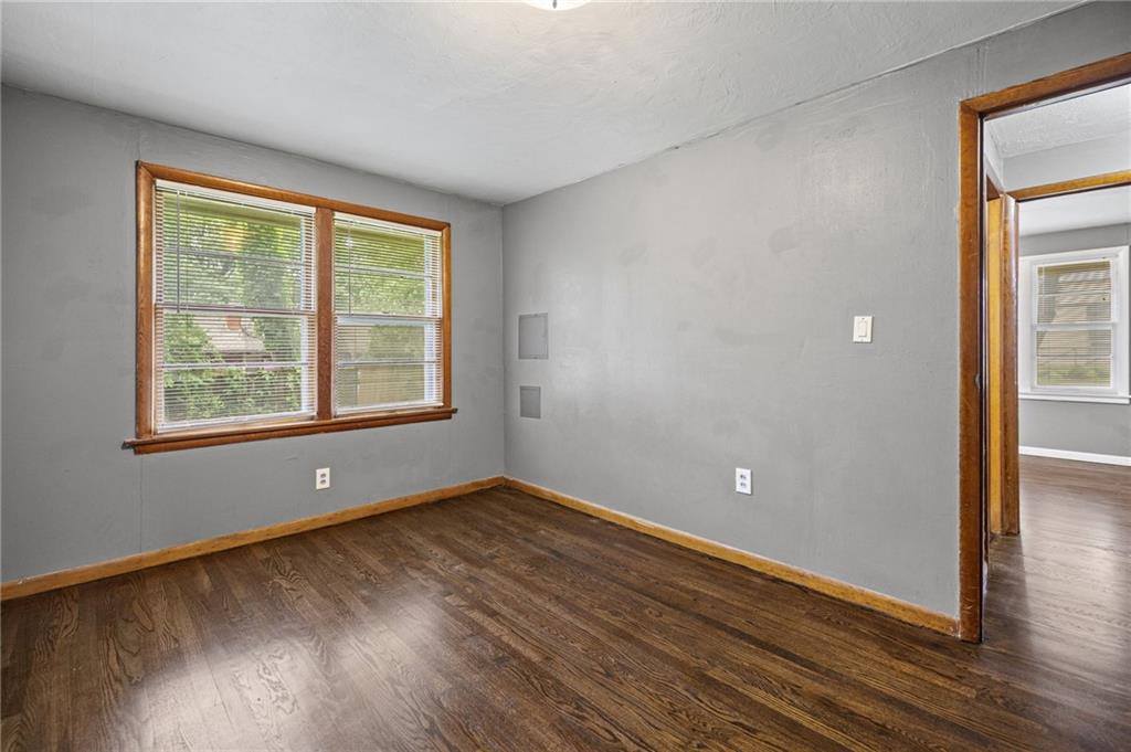 11517 Greenwood Street, Kansas City, MO 64134
