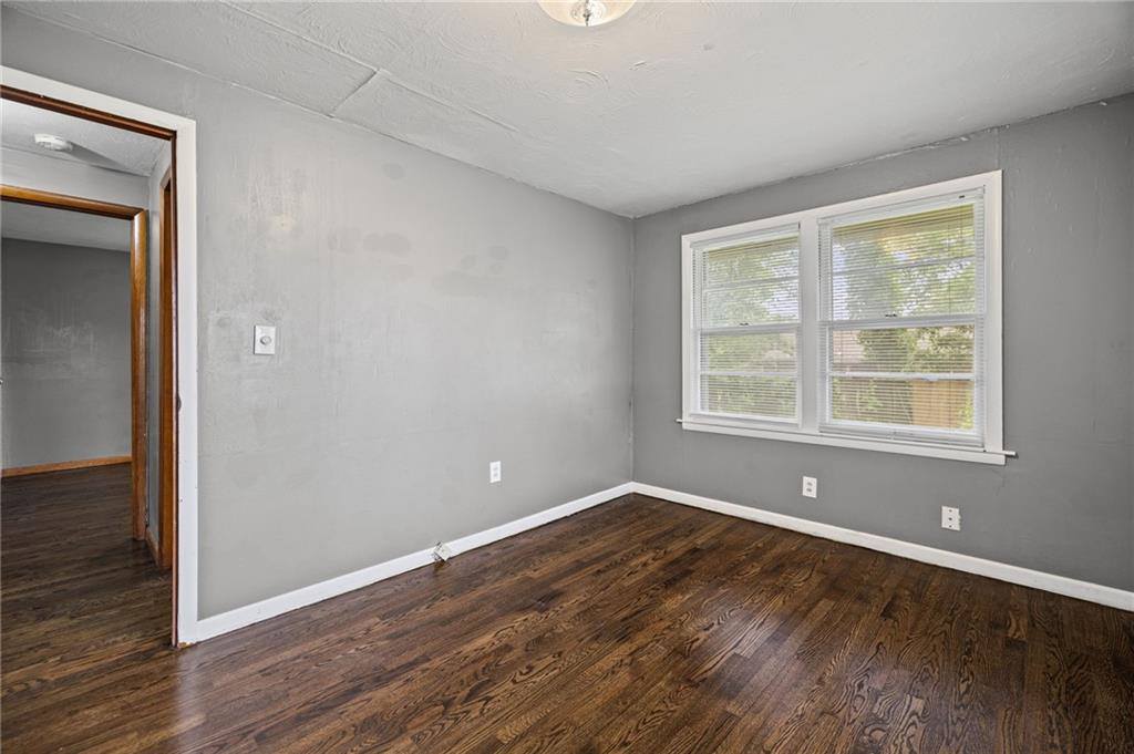 11517 Greenwood Street, Kansas City, MO 64134