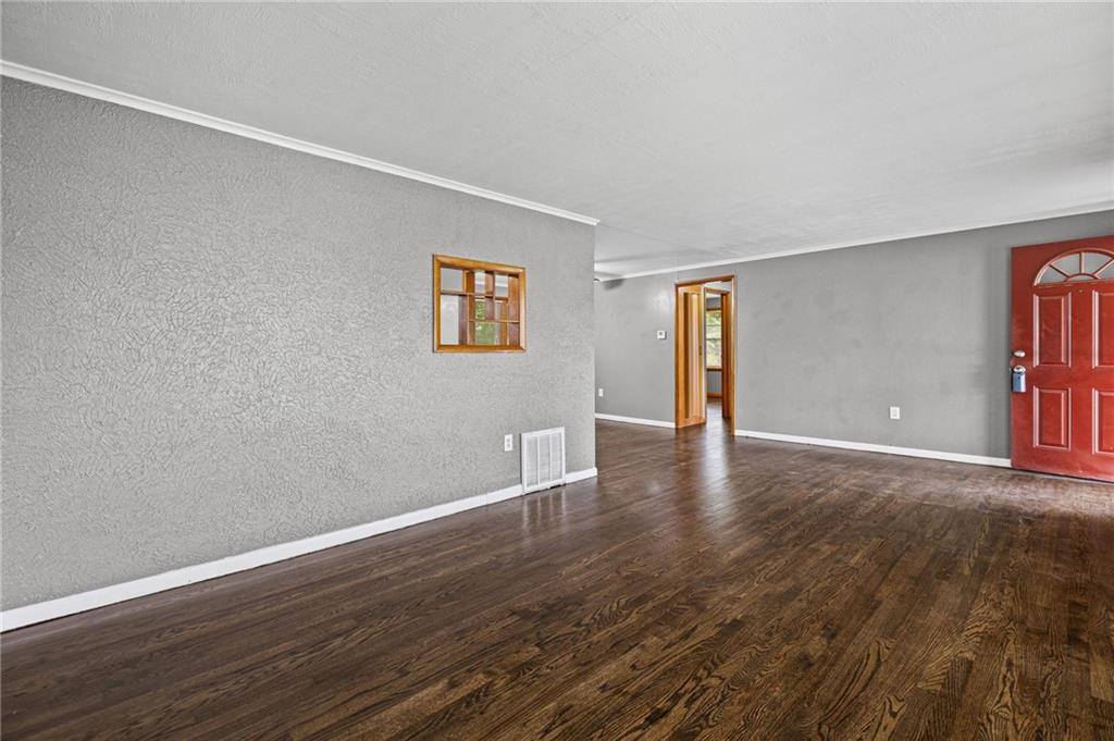 11517 Greenwood Street, Kansas City, MO 64134