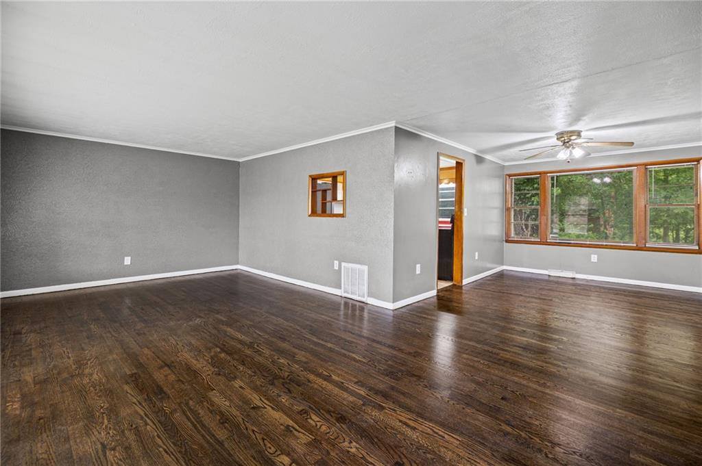 11517 Greenwood Street, Kansas City, MO 64134