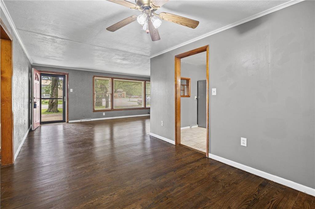 11517 Greenwood Street, Kansas City, MO 64134