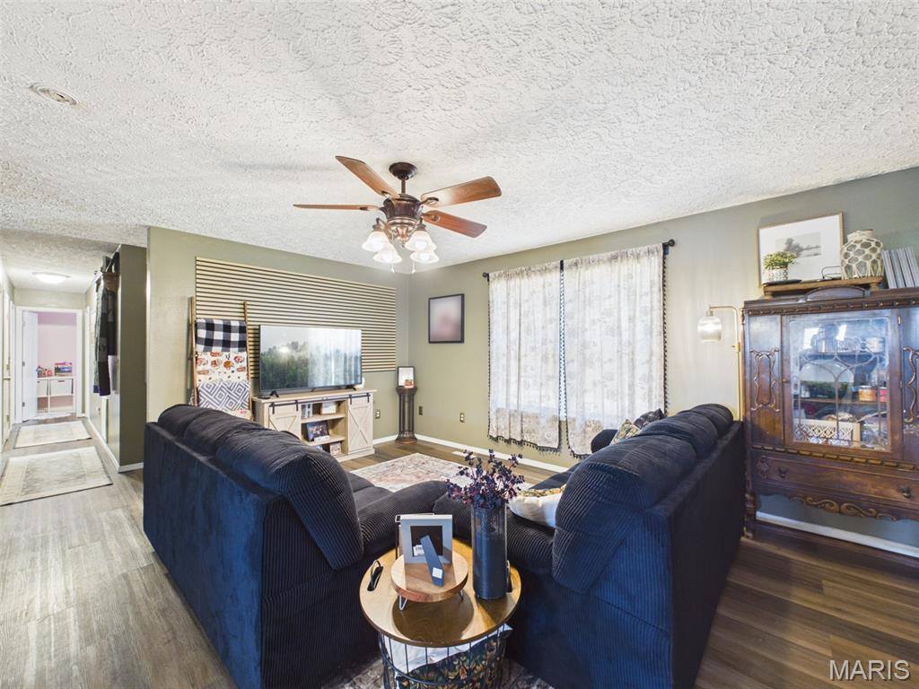 15430 Top Drive, Saint Robert, MO 65584