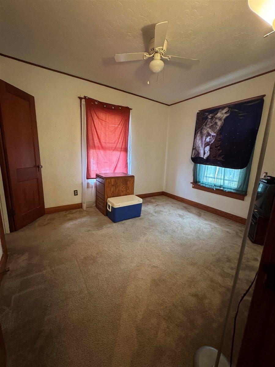 308 East 5th Ave, Arkansas City, KS 67005