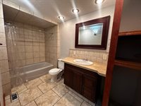 308 East 5th Ave, Arkansas City, KS 67005
