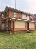 308 East 5th Ave, Arkansas City, KS 67005