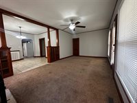 308 East 5th Ave, Arkansas City, KS 67005