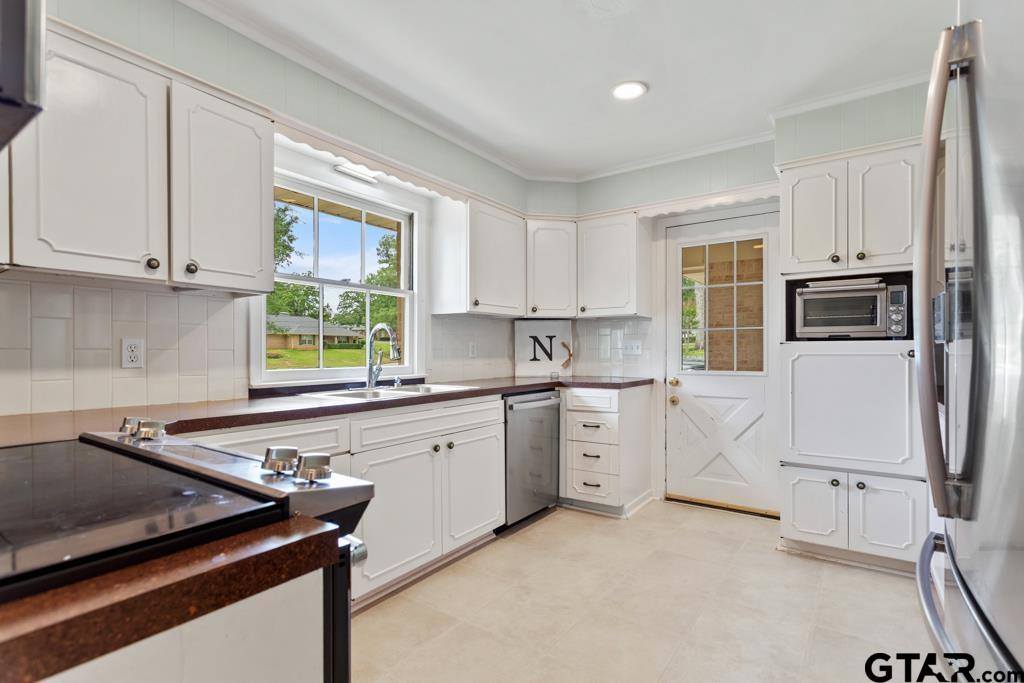 2830 S Cameron Ave, Tyler, TX 75701