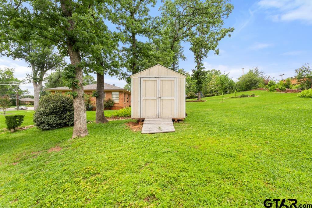 2830 S Cameron Ave, Tyler, TX 75701