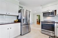 2830 S Cameron Ave, Tyler, TX 75701