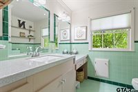 2830 S Cameron Ave, Tyler, TX 75701