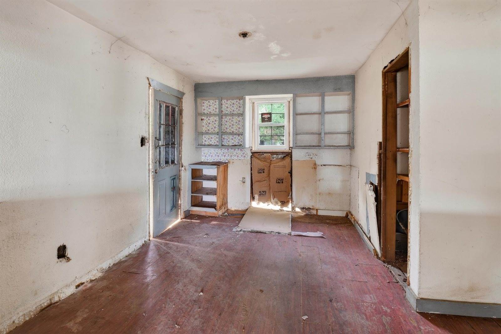 1107 SE 24th St, Mineral Wells, TX 76067