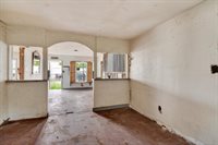1107 SE 24th St, Mineral Wells, TX 76067