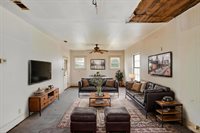 321 S 8th Ave, Out Of Area, TX 75860