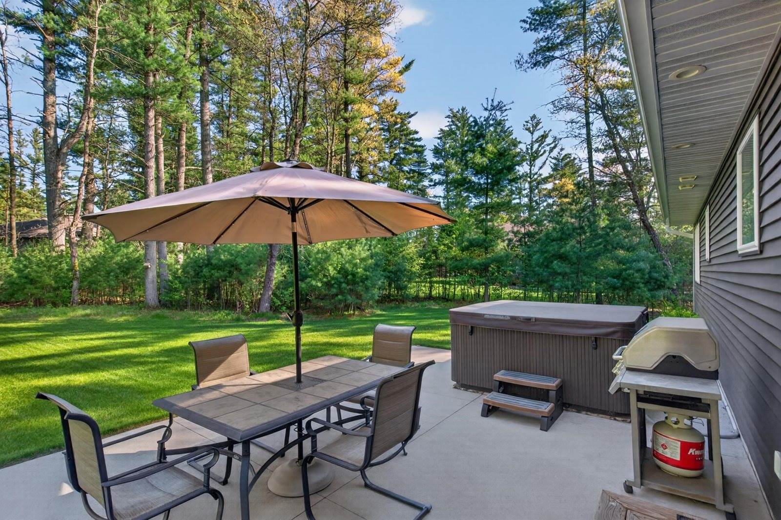 2430 Crystal Lane, Wisconsin Rapids, WI 54494