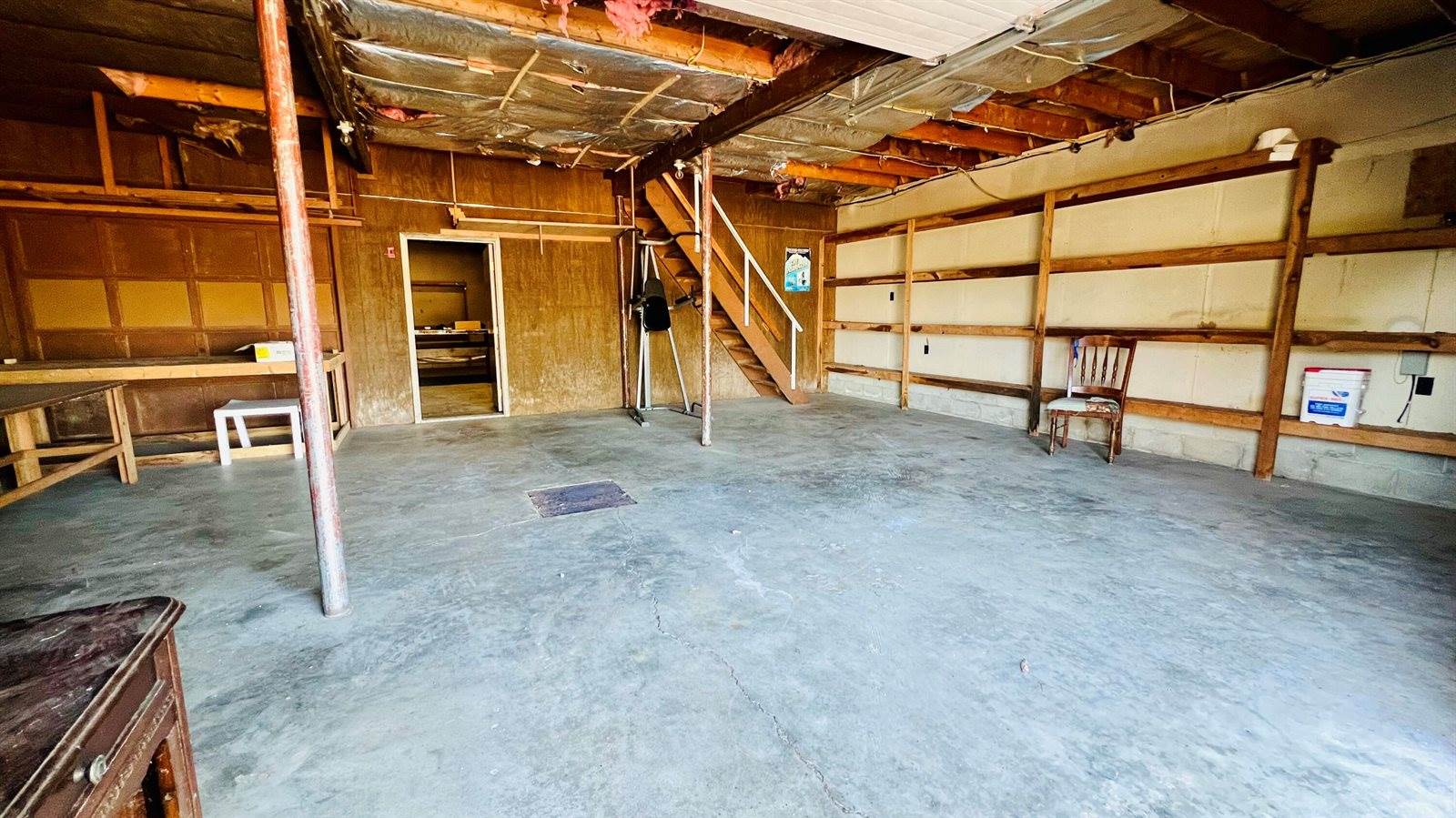 50 River Road, Howland, ME 04448