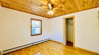50 River Road, Howland, ME 04448