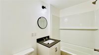50 River Road, Howland, ME 04448