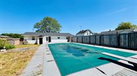 50 River Road, Howland, ME 04448