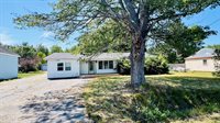 50 River Road, Howland, ME 04448